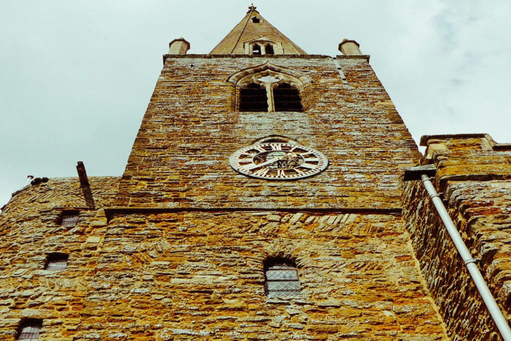 church-gallery-wide-03