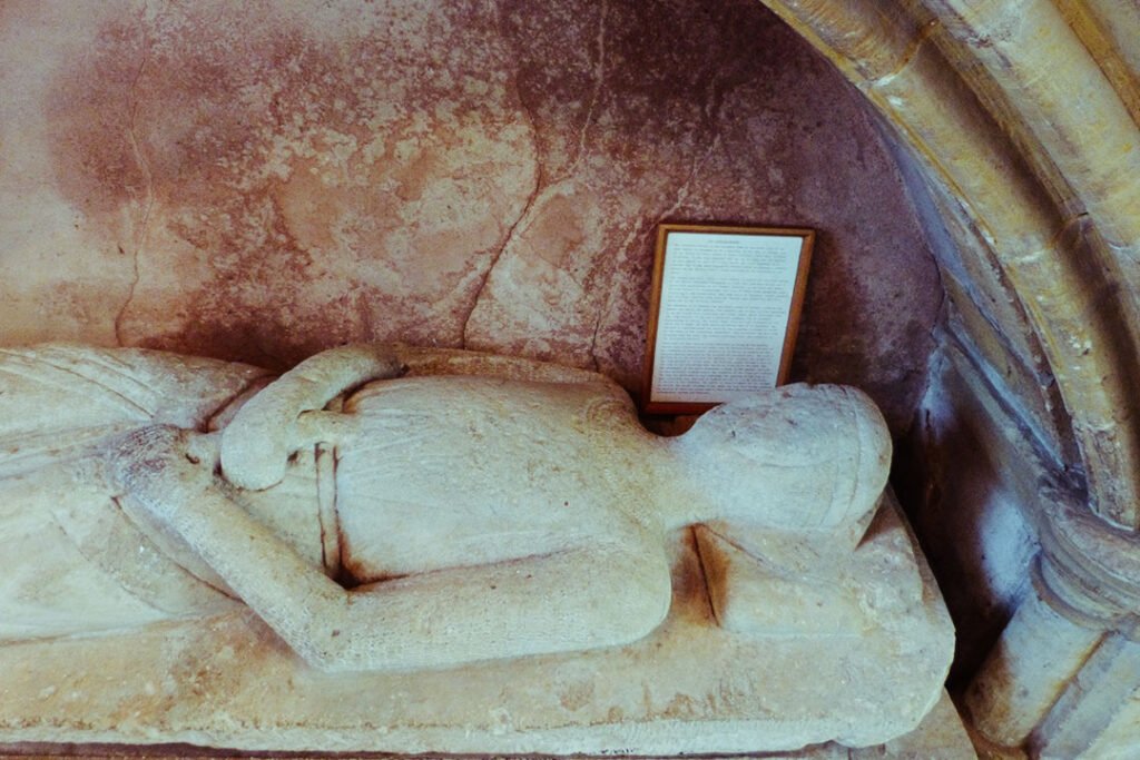 church-gallery-wide-04